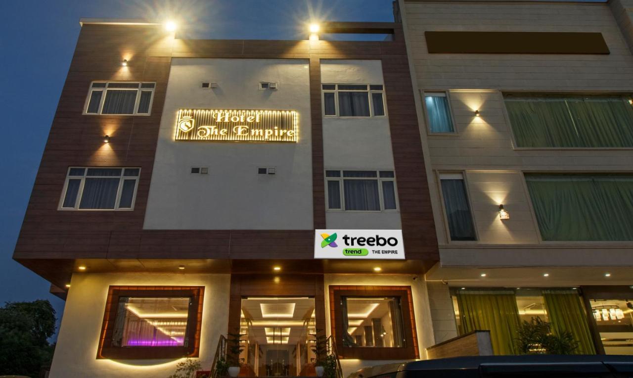 Treebo The Empire Near Taj Mahal Agra Ξενοδοχείο Agra  Εξωτερικό φωτογραφία